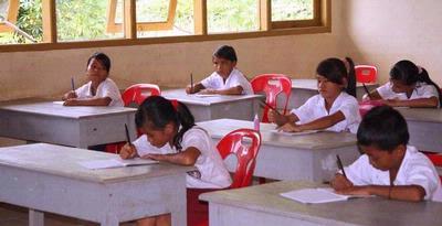 Wamendikbud Akui Beban Pelajaran Siswa Terlalu Berat