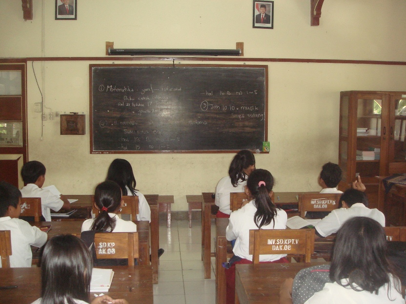 Buku Pelajaran SD Paling Banyak Berubah