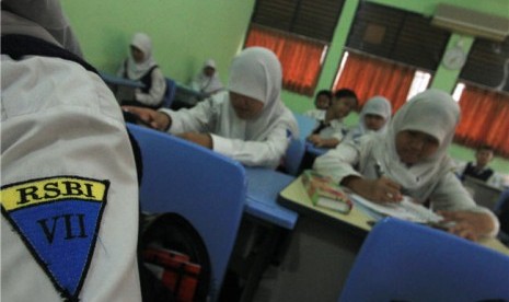 RSBI Hilang, Muncul Sekolah Cerdas Istimewa